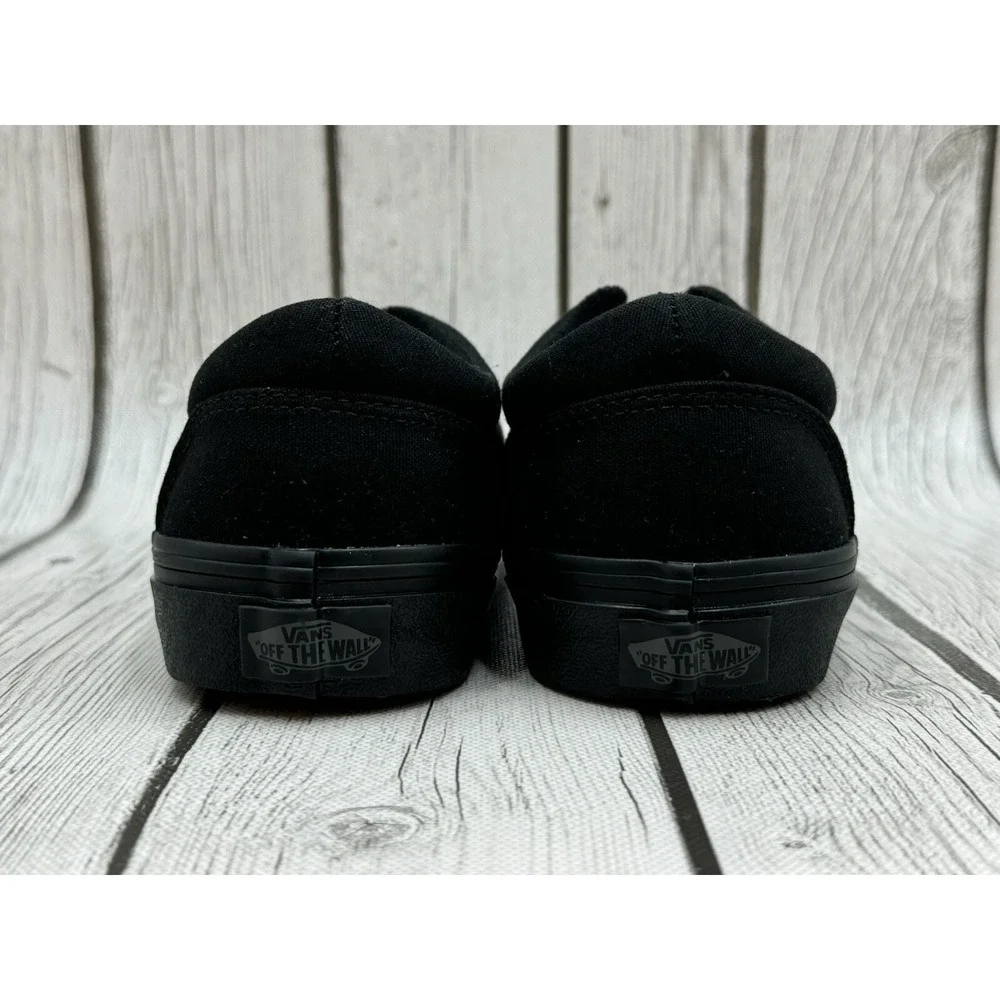 Vans‎ Doheny Triple Black Skate Shoes Youth Size 2.5Y VN0A3MWA186 New